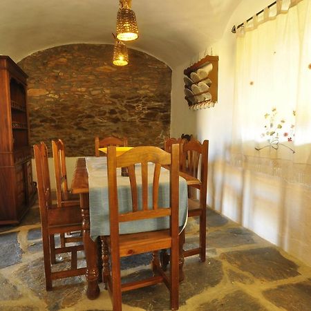 Casa Rural El Abuelo Alonso La Codosera Екстериор снимка
